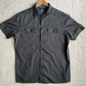 Mens Kuhl “Thrive” Short-Sleeve Button Down Shirt - Size M - Charcoal Gray